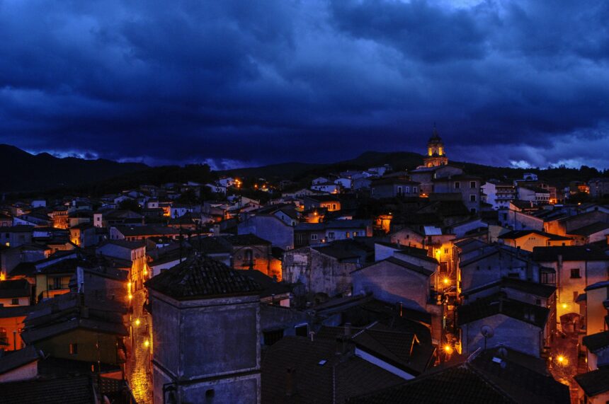 Notturno di Satriano di Lucania - ©Foto Massimo Vicinanza per goBasilicata