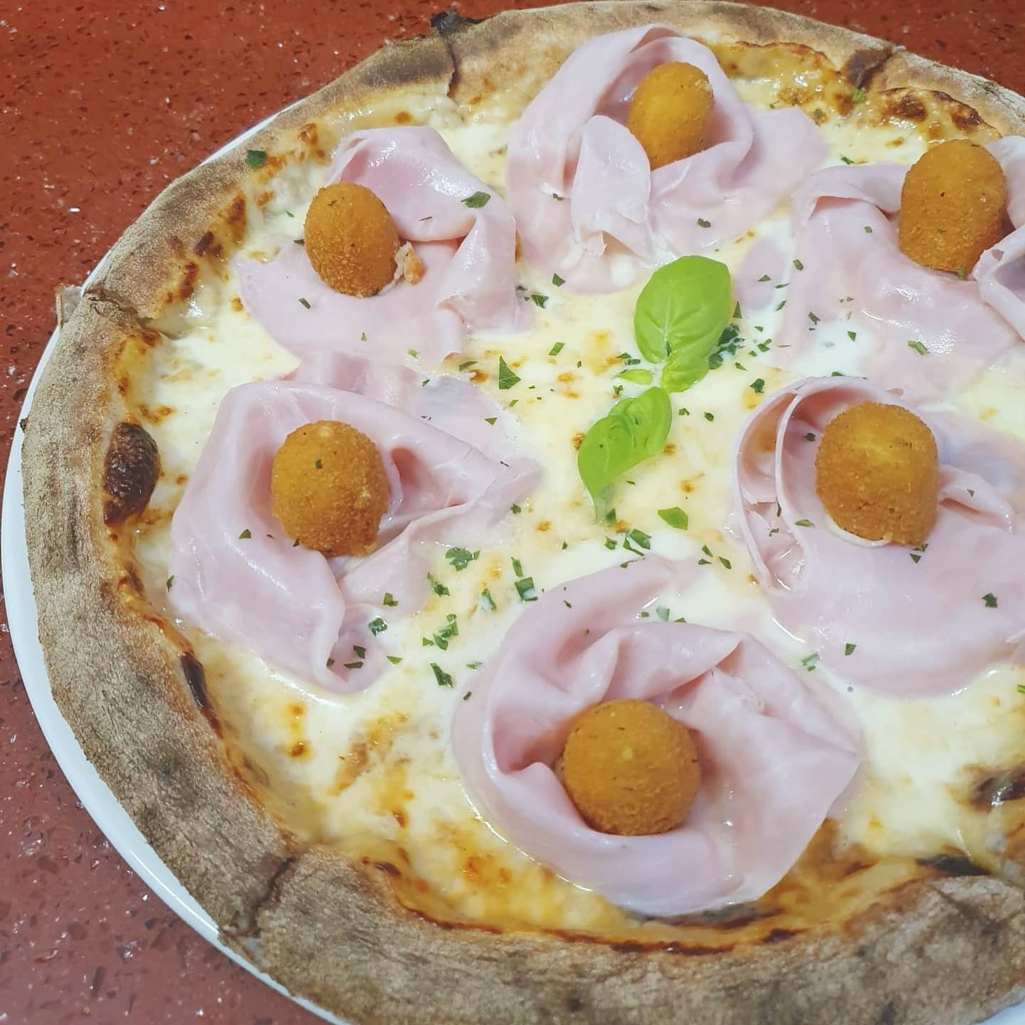 Pizza della Pizzeria da Nonno Mauro a Lavello