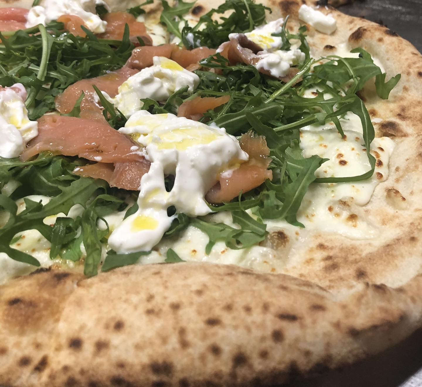 Pizza norvegese della Pizzeria Rosarum - Foto FB