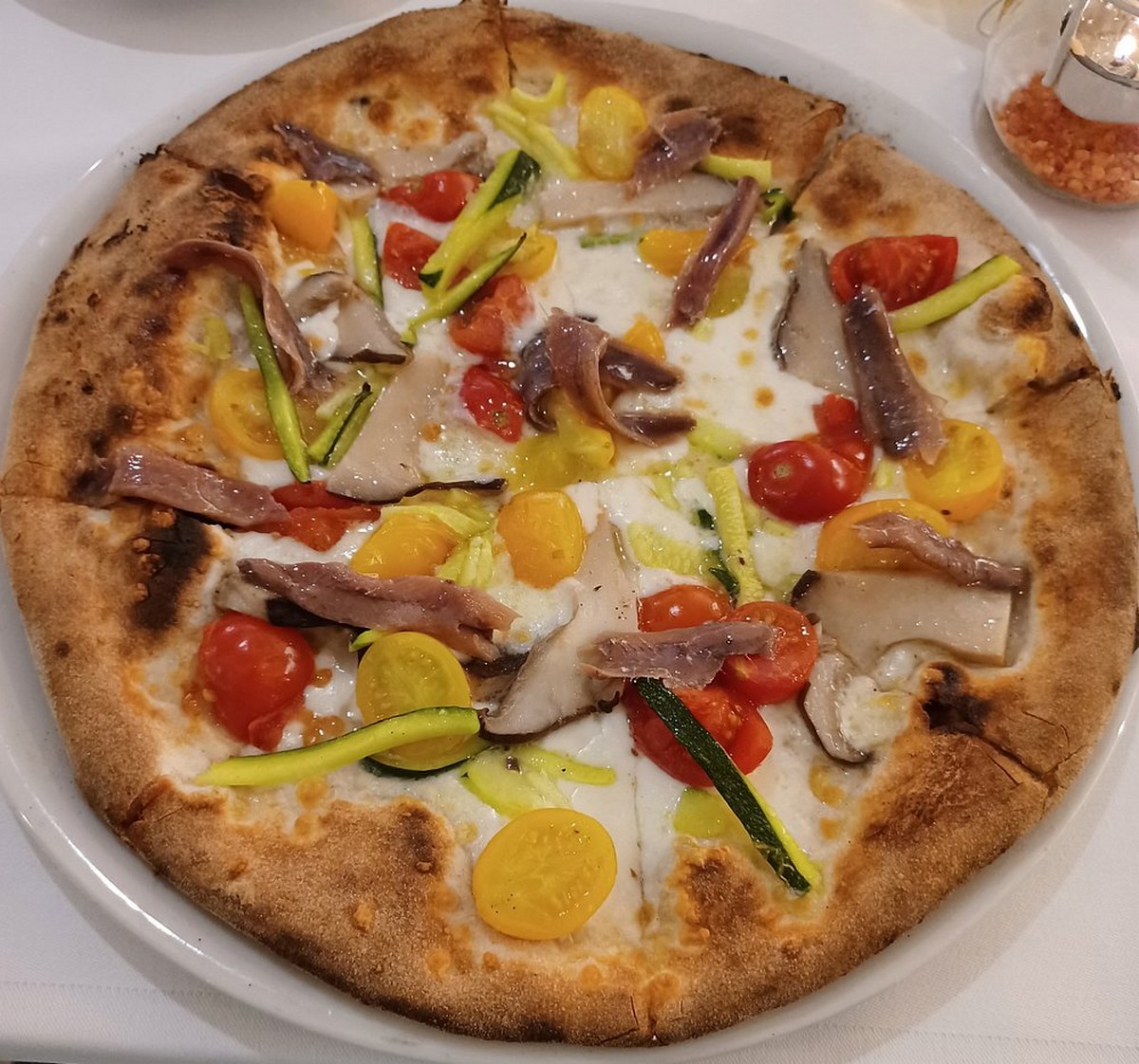 Pizza from Palatinum Restaurant, Metaponto - TripA Photo